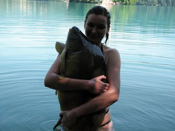 tuning - carp-cuddling-cuties-11.jpg